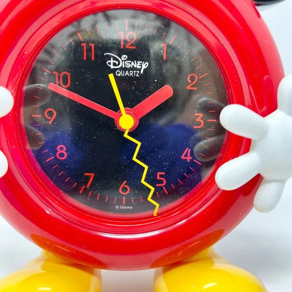 Mickey Mouse Disneyland Hong Kong Clock Disney Swinging Arms Woking